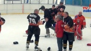 Derby Malborka: Bombek - Bombers.  IX kolejka Regionalnej Ligi Hokeja - 3.03.2013