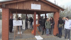 1500 DRZEW ZA 1500 BUTELEK I KURS UKŁADANIA WAŁÓW PRZECIWPOWODZIOWYCH.NOWY DWÓR GDAŃSKI-18.04.2015