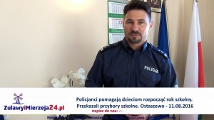 Policjanci pomagają dzieciom rozpocząć rok szkolny. Przekazali przybory szkolne. Ostaszewo – 11.08.2016
