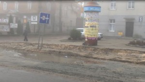 Budowa ronda w Sztumie. Prace z mozołem posuwają się naprzód – 25.11.2016