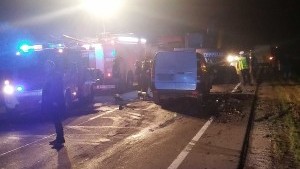 Malbork: Wypadek w Gnojewie. Auto wjechało w koparkę. Mężczyznę do szpitala zabrano śmigłowcem LPR - 18.10.2017