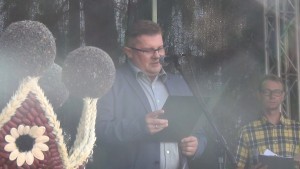 Dożynki Gminne w Ostaszewie. Wójt podziękował rolnikom za trud pracy na roli