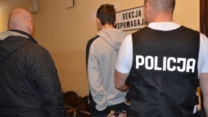 Policja zabezpieczyła 3 kg narkotyków: marihuanę, haszysz, amfetaminę oraz tabletki ekstazy. 4 osoby aresztowane.