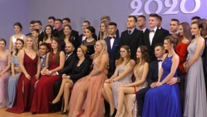 Studniówka ZSP3. Zobacz całego poloneza oraz relację z balu maturalnego. 