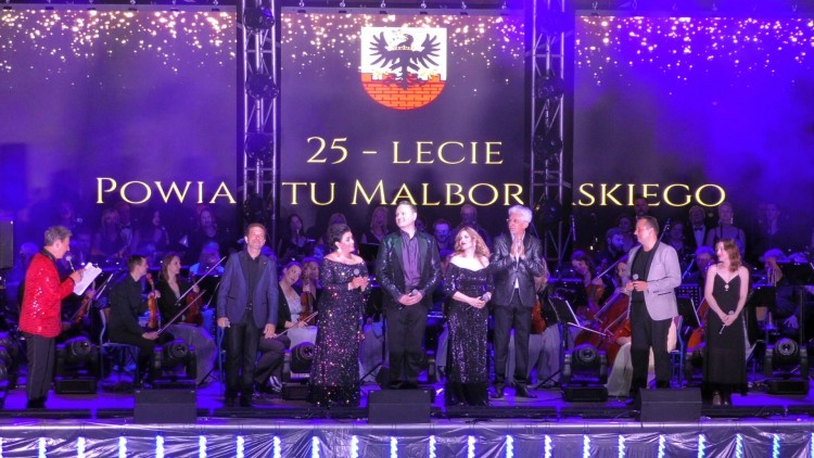 Koncert Galowy z okazji 25-lecia Powiatu Malborskiego - Przeżyjmy to jeszcze raz! [foto, wideo]