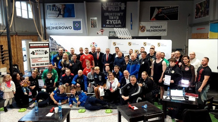 Malbork/Nowy Dwór Gdański. Udany występ ciężarowców w Turnieju Niepodległości w Wejherowie.