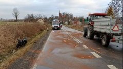 Wypadki, powalone drzewa i karetka w błocie – raport sztumskich służb mundurowych.