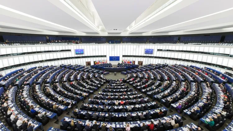 Trwa głosowanie w wyborach do Parlamentu Europejskiego i cisza wyborcza