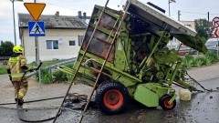 Pożar prasy rolniczej i wypadki drogowe – raport sztumskich służb mundurowych.