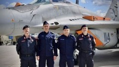 Malbork. Policjanci na ceremonii pożegnalnej włoskich sił powietrznych w 22BLT.