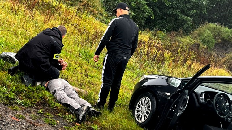 Nowy Dwór Gdański. Kryminalni zatrzymali poszukiwanego listem gończym.