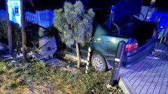 Gmina Stary Dzierzgoń. Wjechała samochodem w ogrodzenie – miała blisko 2 promile alkoholu w organizmie.  
