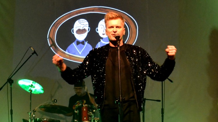Artur Gotz gwiazdą koncertu z okazji Dnia Kobiet w Starym Polu.