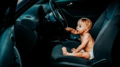 Powiat sztumski. Wysoki mandat i zakaz dalszej jazdy za brak fotelika dla dziecka.