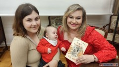 Nowe nadzieje – powojenne życie na Żuławach w najnowszej powieści Sylwii Kubik. Wideo i zdjęcia