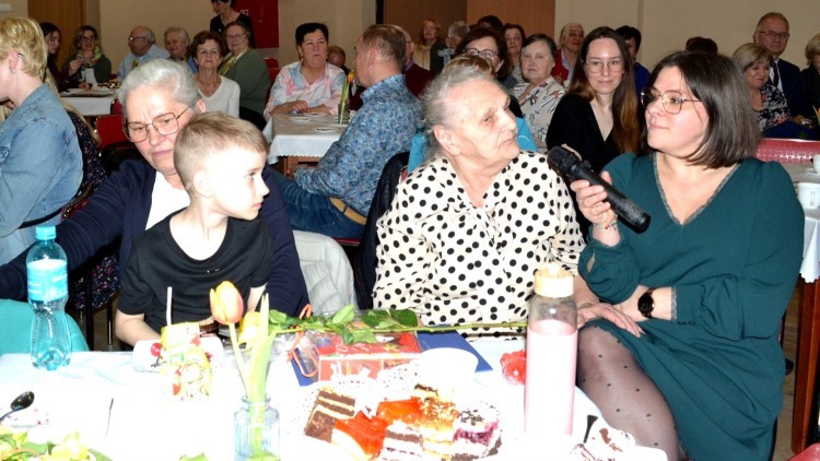 Ze Świata Czterech Stron – wyjątkowe Spotkanie Pokoleń w Starym Polu.