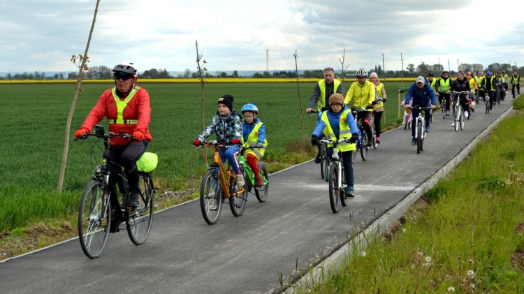 Rowerowa przygoda i kapsuła czasu – wyjątkowy piknik w Gminie Stare Pole.