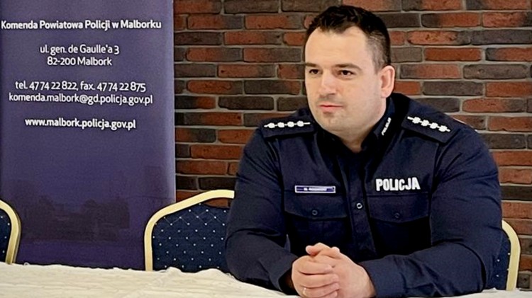 Policjant z pasją i sercem – asp. szt. Michał Rogiński pomaga nie tylko na służbie.