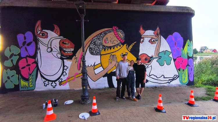 Nowy mural w Malborku – STREET ART FEST połączył sztukę i społeczność. Zobacz wideo i zdjęcia