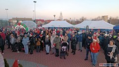 Świąteczne Spotkanie Mieszkańców w Miłoradzu – magia, muzyka i wspólne świętowanie.