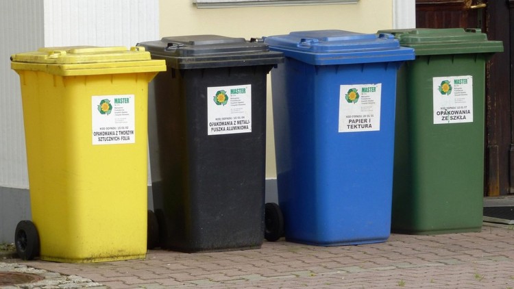 Zmiana terminu odbioru odpadów komunalnych w kilku miejscowościach gminy Malbork.