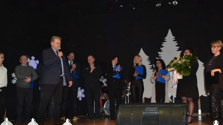 Staropolskie Kolędowanie 2026 w Starym Polu – muzyka, taniec i pożegnanie Dyrektora GOKiS.