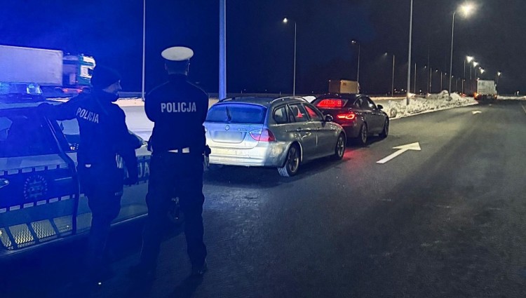 Kontrola drogowa na S7 zakończona zatrzymaniami - odpowie nie tylko kierowca.
