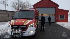 Nowa remiza i wóz ratowniczo-gaśniczy oficjalnie przekazane dla OSP Rakowiska.