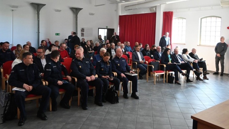 Narada nawigacyjna w Nowym Dworze Gdańskim. Rozmawiano o bezpieczeństwie i rozwoju żeglugi na Pętli Żuławskiej.