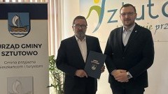 Sztutowo inwestuje w sport i inicjatywy społeczne. Podpisano umowy na 2026 rok.