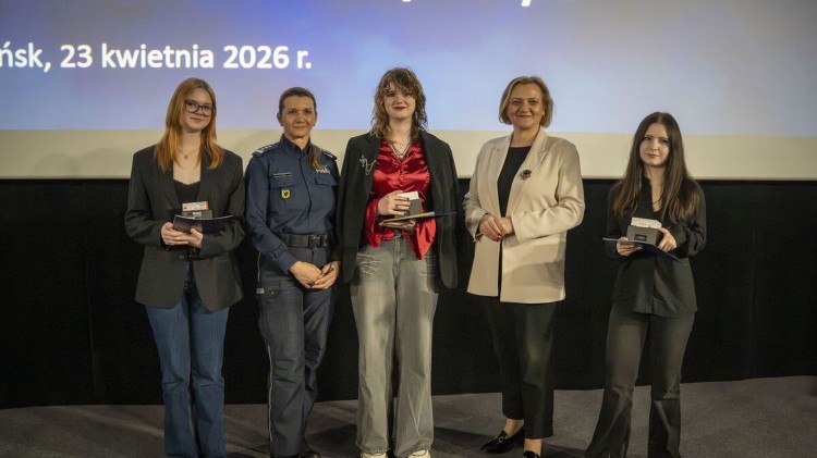 Bezpieczny nastolatek w świecie cyfrowym - uczniowie z Malborka najlepsi w województwie.