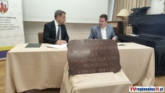 Unikatowa tablica z XVIII wieku trafiła do Muzeum Miasta Malborka. Wideo i zdjęcia