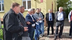 Nie mogą sobie poradzić z władzami powiatu nowodworskiego. Ostry protest rolników i przedsiębiorców w Ostaszewie. Pełne nagranie wideo - 05.09.2016