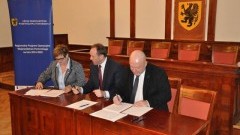 Umowa na dofinansowanie projektu  "Aktywny Dzierzgoń - usługi społeczne szansą na wzrost liczby trwałych miejsc świadczenia usług społecznych" podpisana! - 21.02.2018