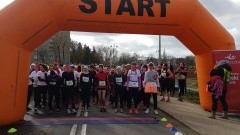 Święto Kobiet obchodzone w Dzień Mężczyzn. Bieg oraz Marsz Nordic Walking z okazji Dnia Kobiet w Malborku.