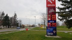 PKN Orlen obniża maksymalnie ceny paliw na stacjach. Czy w ślad za nim  pójdą inni?