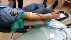 „Służymy pomocą – mamy to we krwi” - funkcjonariusze Służby Więziennej z Malborka oddali ponad 19 litrów krwi.