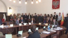 ABSOLUTORIUM DLA ZARZĄDU POWIATU MALBORSKIEGO. VI SESJA RADY  - 28.05.2015