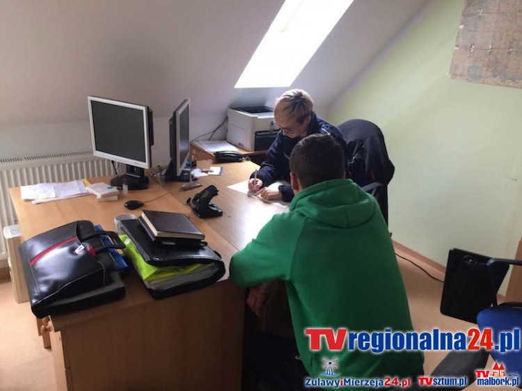 Dzierzgoń. 22-latek zatrzymany za kradzież kamery oraz posiadanie narkotyków&#8230;
