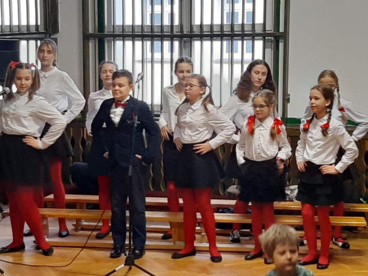 Zespół Fantazja z SP2 w Malborku wystąpił przed publicznością w&#8230;