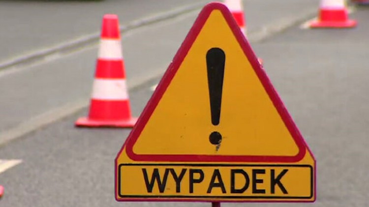 Jedna osoba w szpitalu po dachowaniu w Starym Mieście – raport sztumskich&#8230;