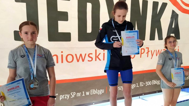MAL WOPR. 14 medali i 18 rekordów życiowych na Elbląskiej Wiośnie Pływackiej.
