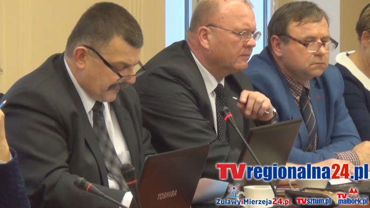 Starosta podaje koszta odśnieżania. XV sesja Rady Powiatu Sztumskiego&#8230;