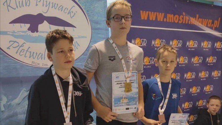 MAL WOPR. Kacper Potoka z kompletem medali podczas Ogólnopolskich Zawodów Pływackich.