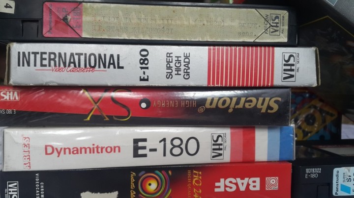 Przegrywanie kaset VHS na DVD i Youtube