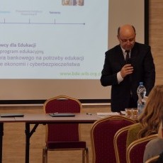 ?Bankowcy dla Edukacji? w Malborku. Powiat podpisał umowę z Warszawskim…