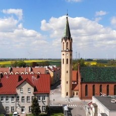 Nowy Staw z lotu ptaka. Kolejne budynki podłączone do światłowodów…