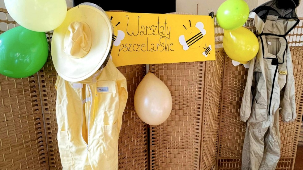Gmina Malbork. Warsztaty pszczelarskie. Zdjęcia.