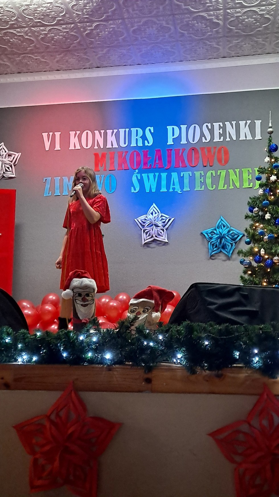Gmina Stare Pole. Sukces Weroniki Drezner w konkursie piosenek świątecznych.