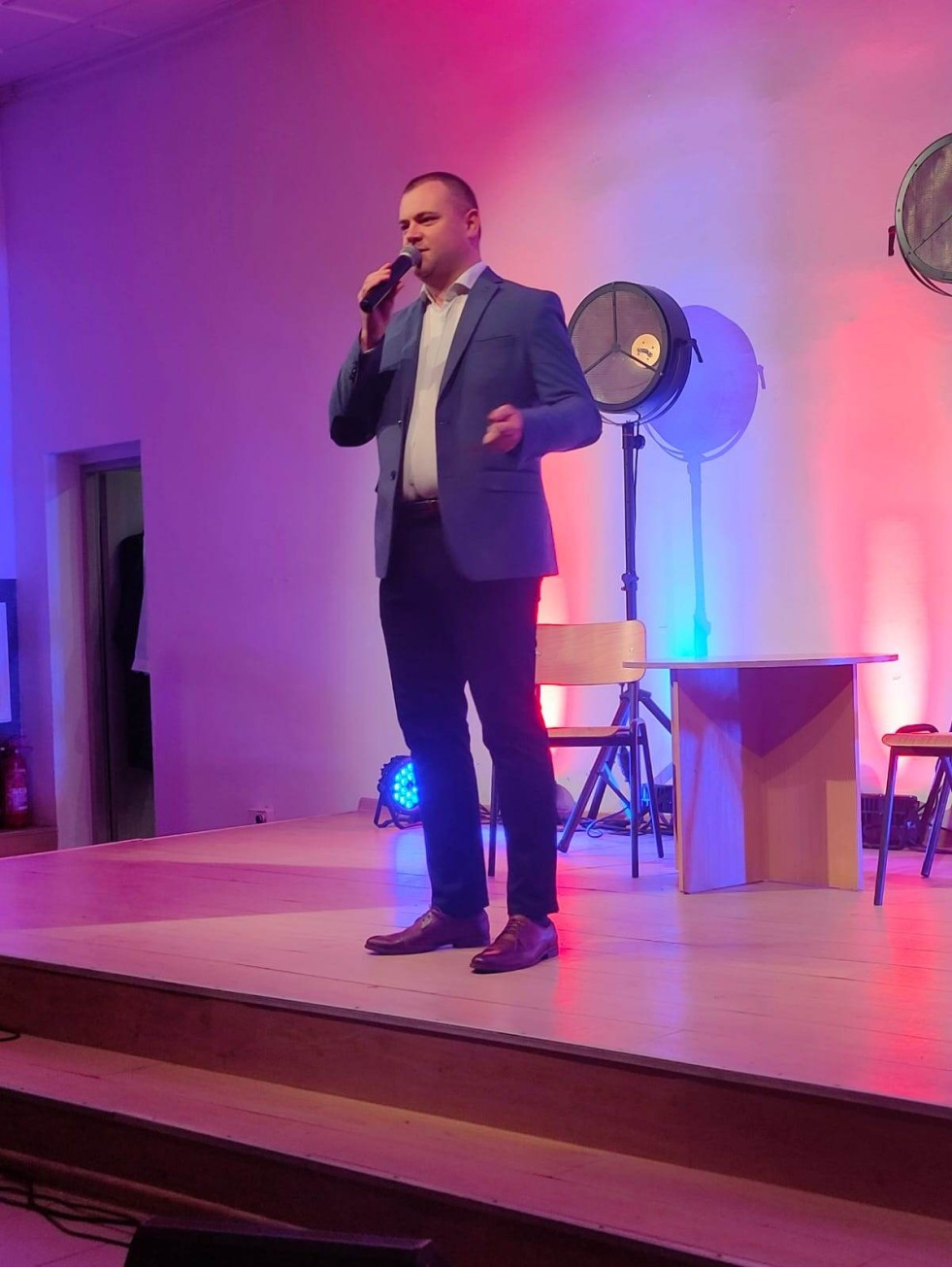 Miłoradz. Gminny Dzień Kobiet na wesoło z Kabaretem Super Show.